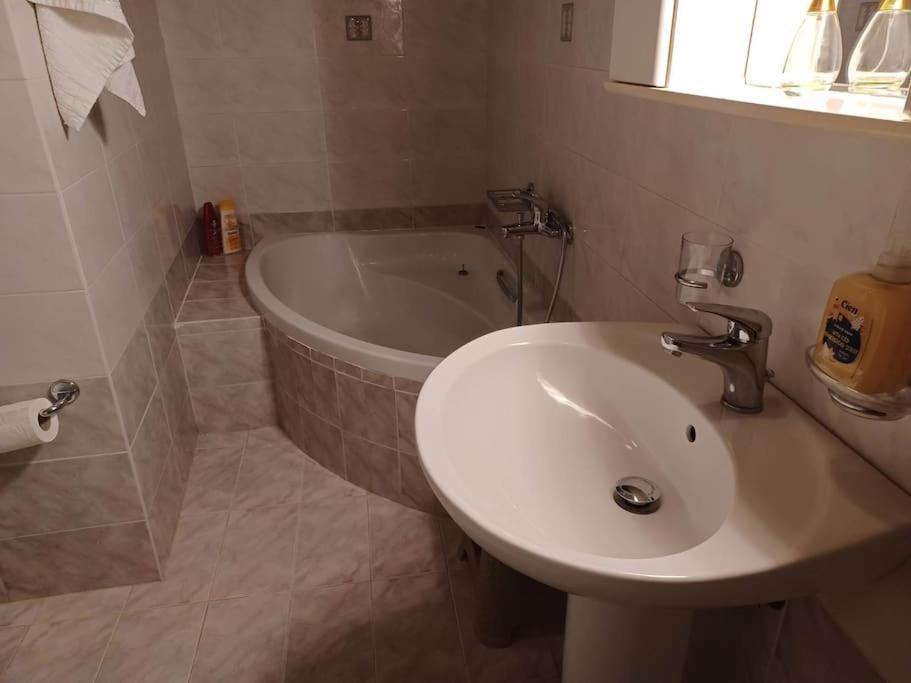 Appartamento Rafaelhouse La Canea Esterno foto